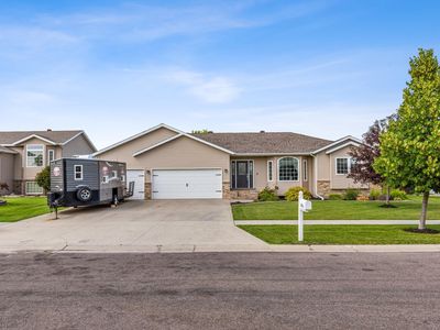 4333 35th Ave S, Fargo, ND, 58104