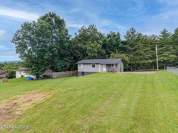 4th image of 617 Patterson Rd