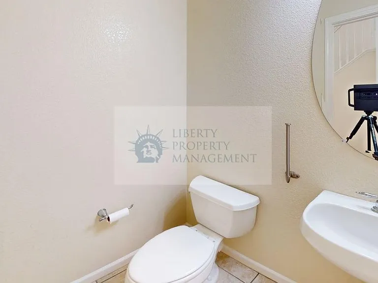 16998 Cobble Creek Way — Photo 10