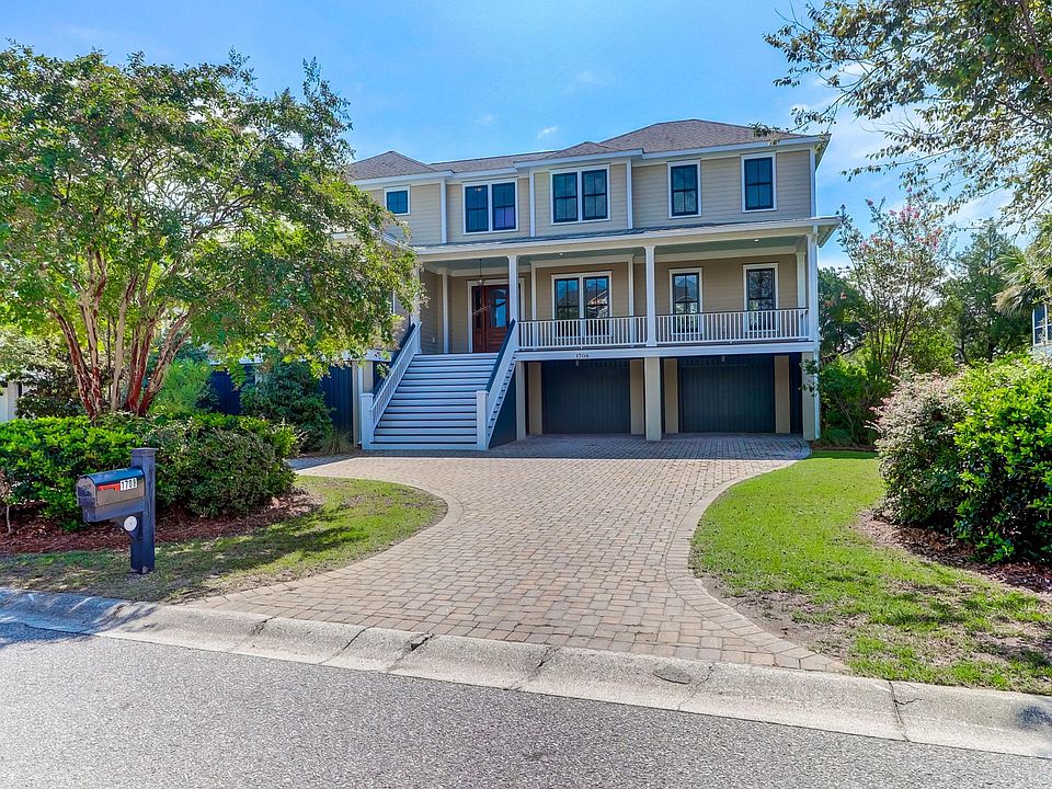 1st image of 1708 Canyon Oaks Dr