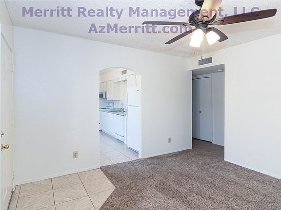 3rd image of 1644 N Catalina Ave