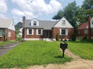 8909 Shawnee Ln, Saint Louis, MO