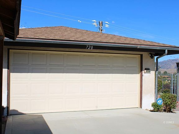 2nd image of 720 Sierra Vista Dr