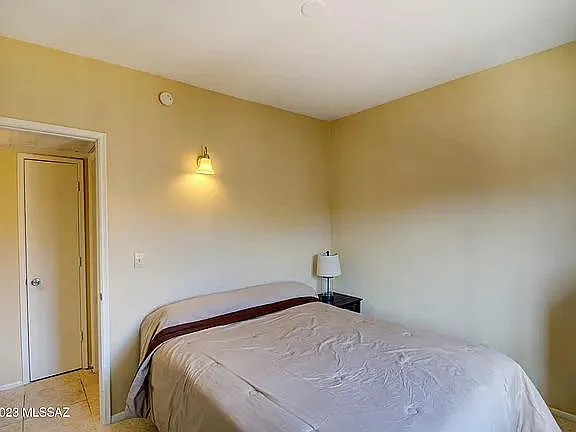 1810 E Blacklidge Dr #514 — Photo 4