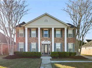 1116 Lake Frances Dr, Gretna, LA 70056