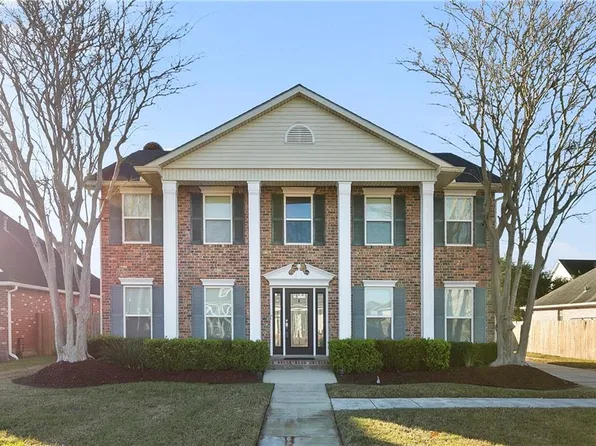 1116 Lake Frances Dr, Gretna, LA 70056