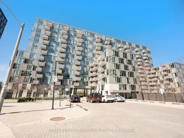 38 Monte Kwinter Ct #414, Toronto, ON M3H 0E2