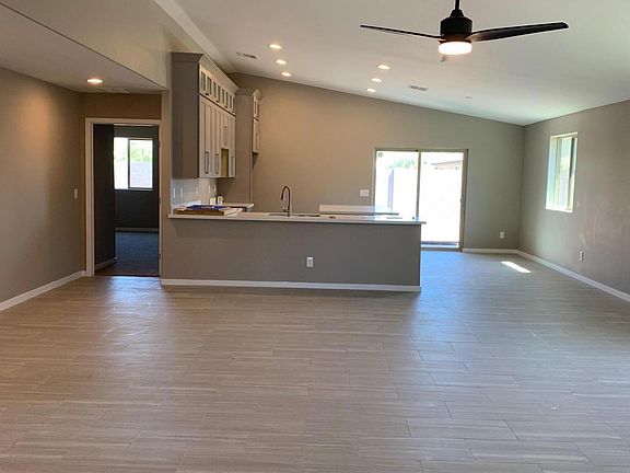 5th image of 2554 E Pueblo Ave