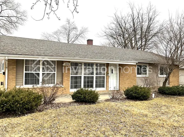 135 Princeton St, Hoffman Estates, IL 60169