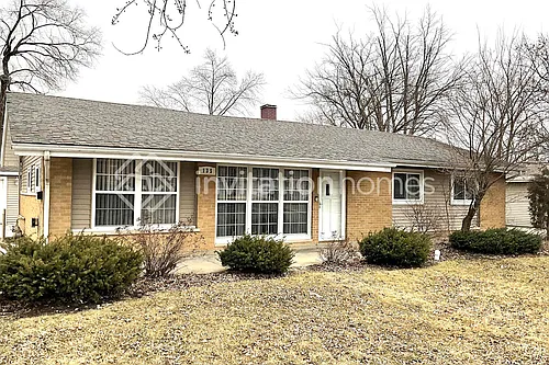 135 Princeton St Photo 1