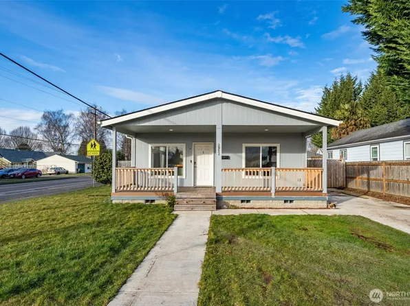 2952 Garfield Street, Longview, WA 98632