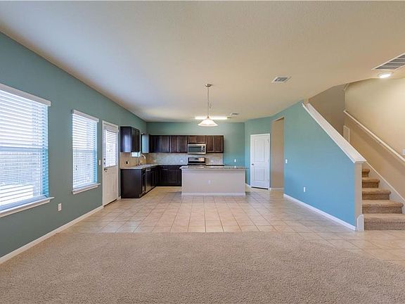 4th image of 403 Sabina Dr