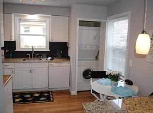 4217 Hampton Blvd, Royal Oak, MI 48073