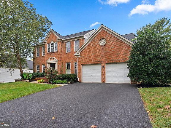 2nd image of 8220 Hortonia Point Dr