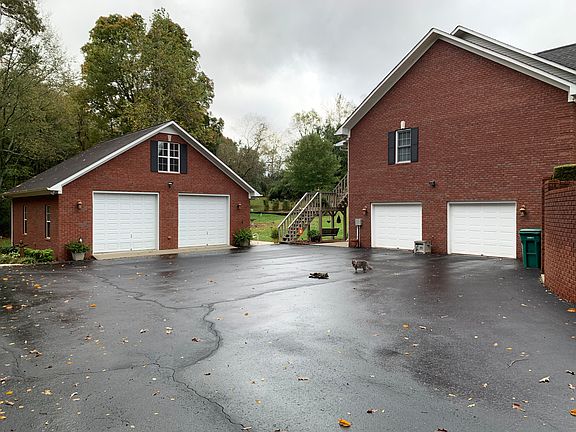 2nd image of 94 Cedar Bluff Dr