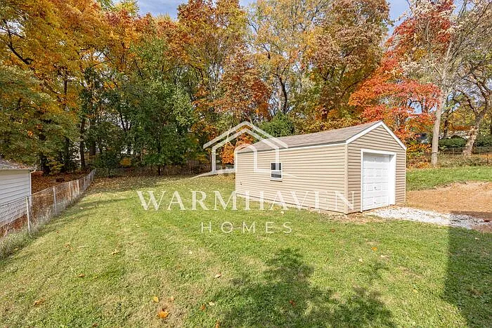 3 bed, 2.0 bath, 1582 sqft, $1,645 — Photo 2