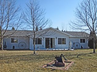 15382 Sunset Hill Dr, Detroit Lakes, MN 56501