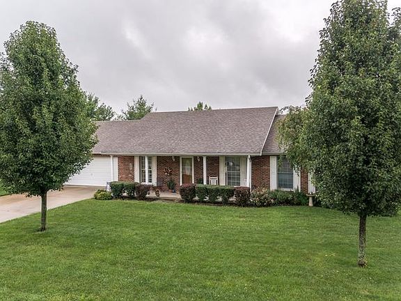 2nd image of 107 Regency Ct