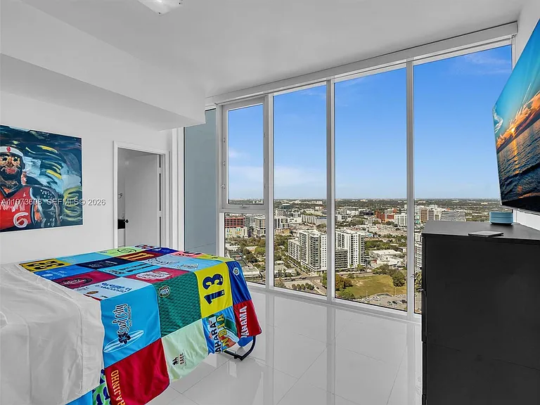 2020 N Bayshore Dr #3303 — Photo 28