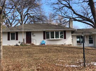 435 Hiawatha Ave, Hopkins, MN 55343