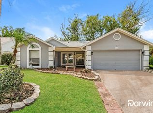 610 49th St E, Bradenton, FL 34208