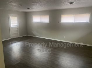 1718 S Perkins Rd, Memphis, TN 38117