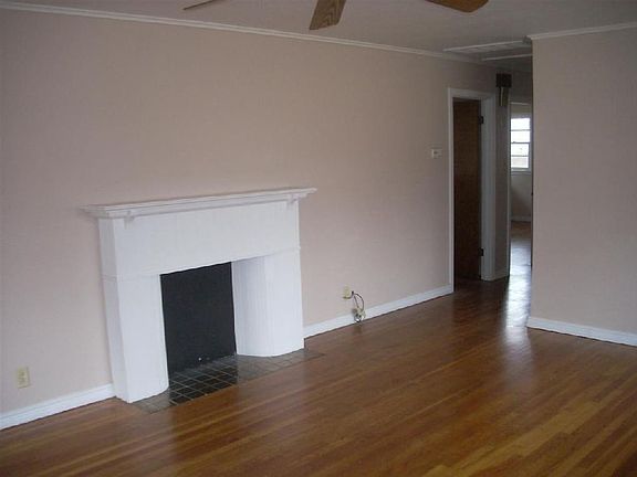 2nd image of 113 N 12th St