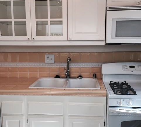 5th image of 15343 Lemay St