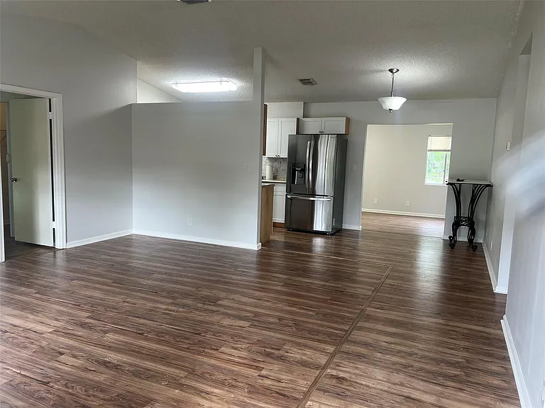 1240 SW 73rd Ave — Photo 5