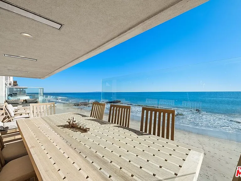25302 Malibu Rd — Photo 8