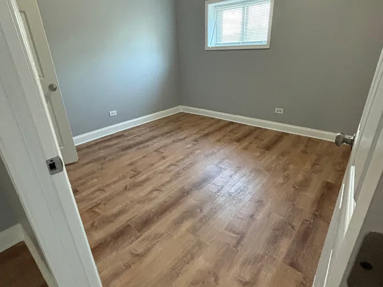 6940 S King Dr — Photo 9