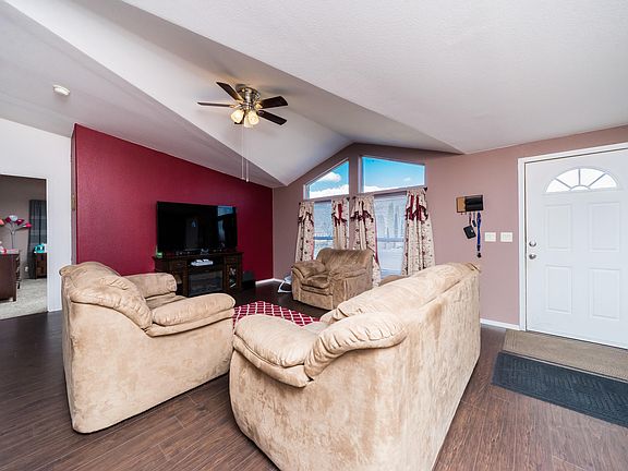 3rd image of 1775 Elk Dr