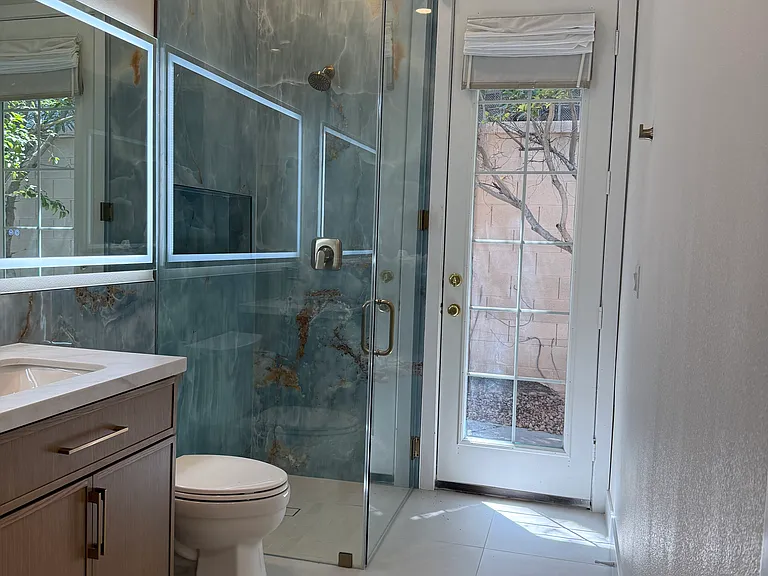 9633 Camden Hills Ave — Photo 4