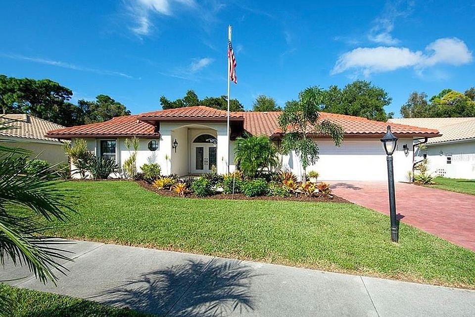 1st image of 1087 Hoover Cir