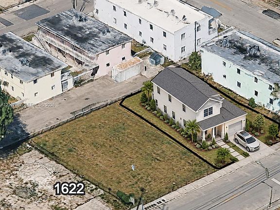 2nd image of 1646 NW 1st Ct