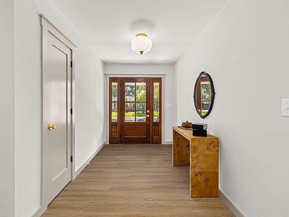 5th image of 1412 Tara Rd