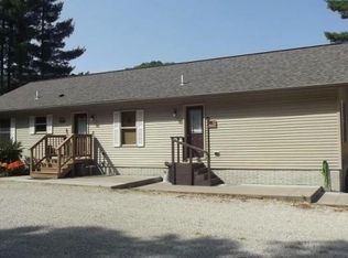 1668 Whispering Pines Ln, New Albin, IA 52160