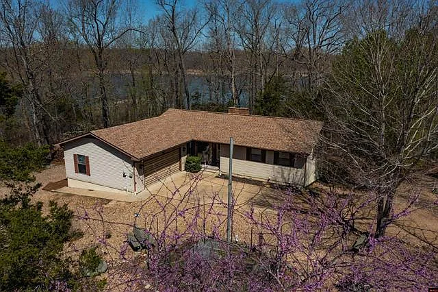 329 McDonald Meadows Pkwy — Photo 2