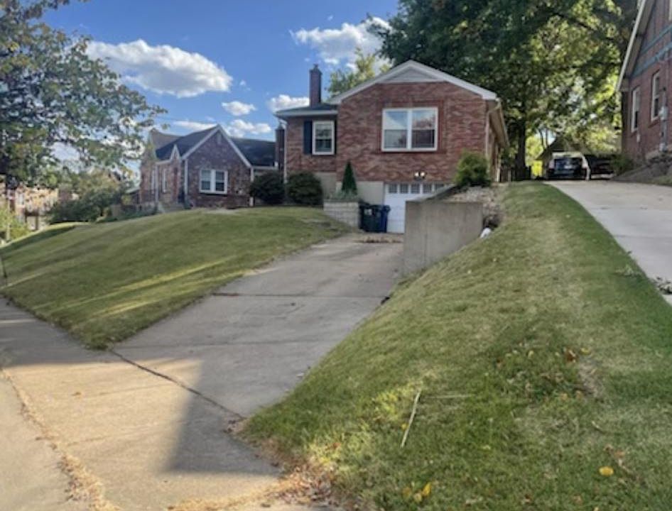 1st image of 7208 Arlington Dr