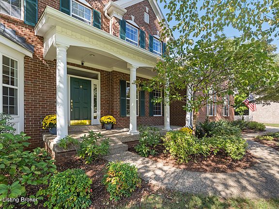 3rd image of 9801 Silky Dogwood Ct