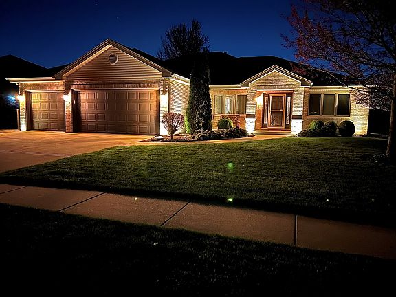 3rd image of 2415 Bluestone Bay Dr