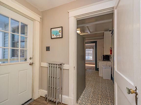 3rd image of 11 Alton Street