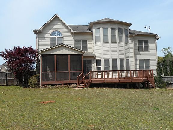 2nd image of 405 Greyfield Dr