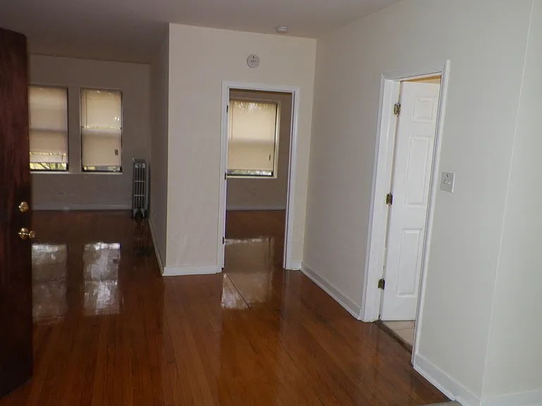 6701 S Union Ave — Photo 12
