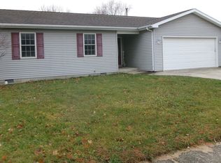 325 Fairlane Dr, Crawfordsville, IN