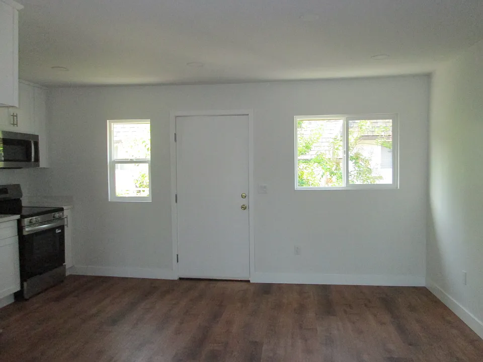 Brand New 1Bedroom+1Bath - Open Kitchen/Dining