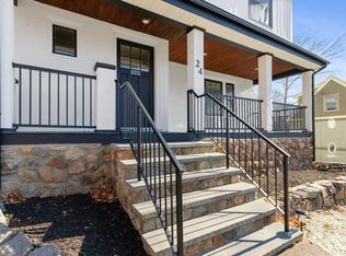 24 Summit Ave, Wakefield, MA 01880