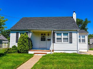 19 Exeter Dr, Hamilton, NJ 08610