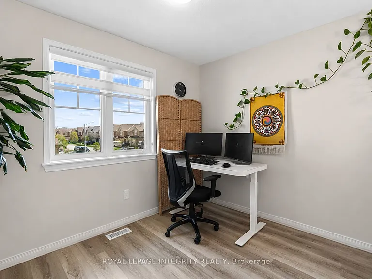 407 Celtic Ridge Cres — Photo 12