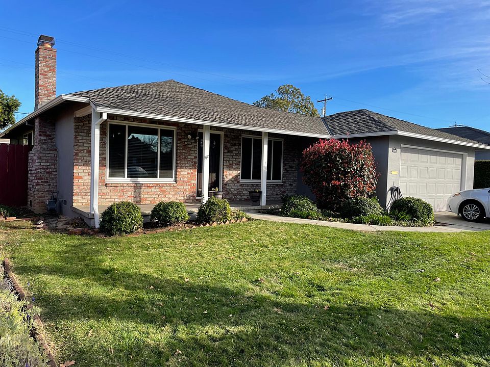 1st image of 124 Piedra Dr